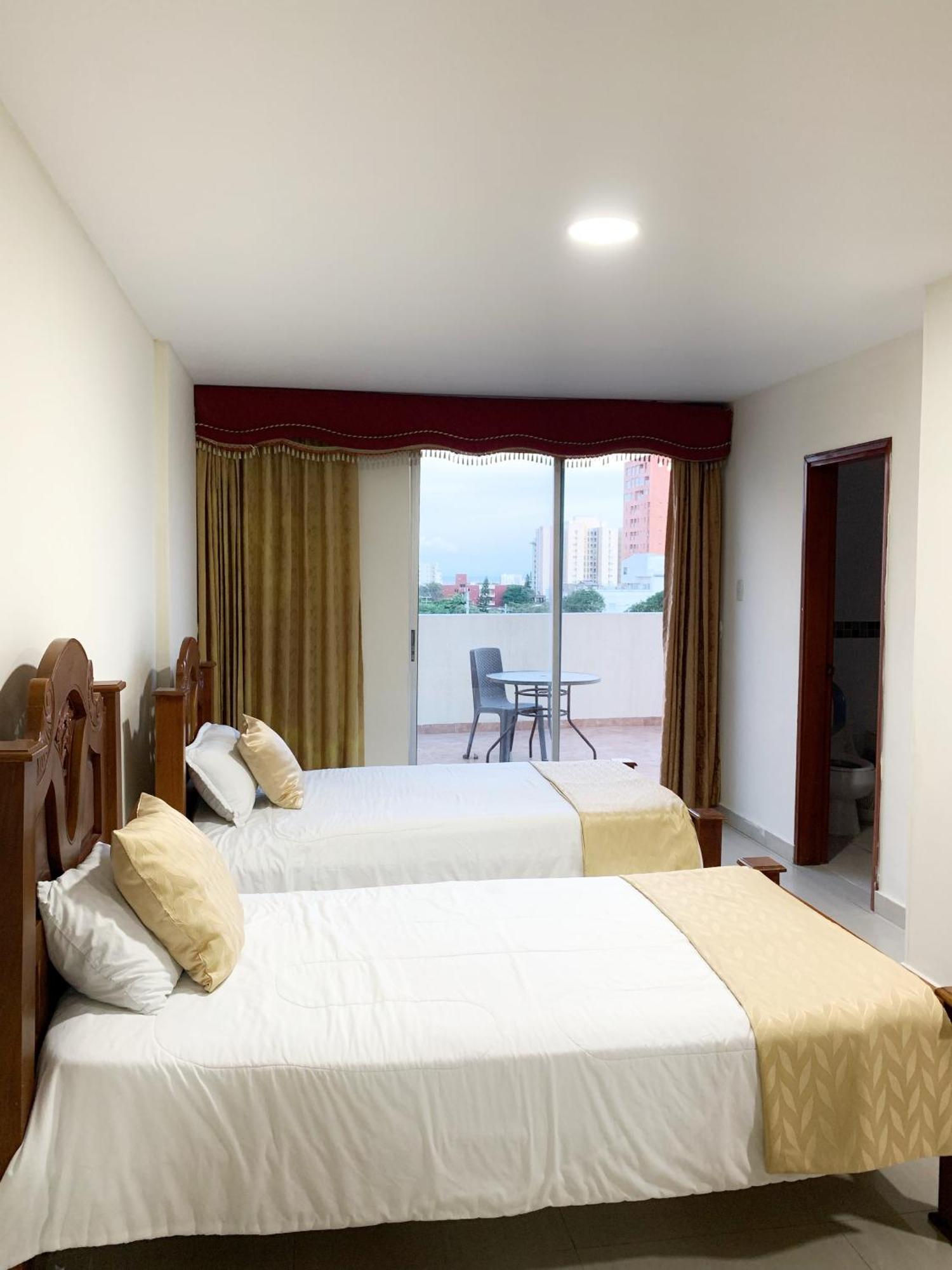 Hotel Continental Plaza Barranquilla  Kültér fotó